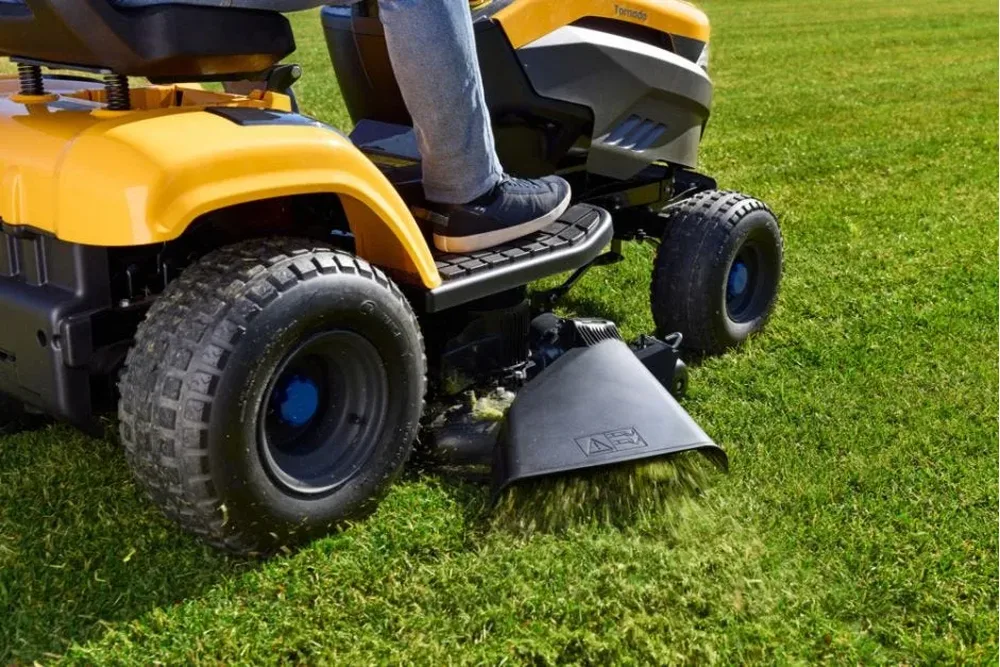trattorino stiga tornado 398e scarico laterale e mulching